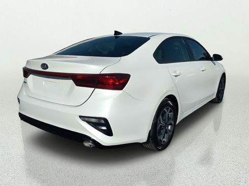Used 2021 Kia Forte LXS FWD image 7