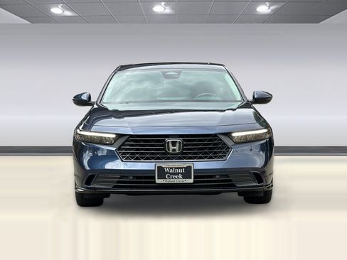 Used 2025 Honda Accord EX-L image 6