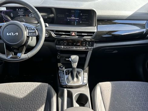New 2026 Kia Seltos S FWD image 10
