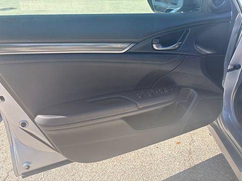 Used 2017 Honda Civic EX-L image 12