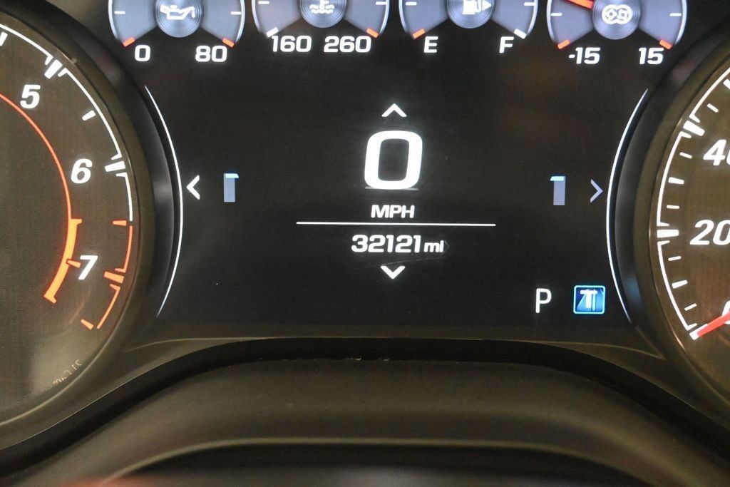Used 2019 Chevrolet Camaro ZL1 RWD image 13