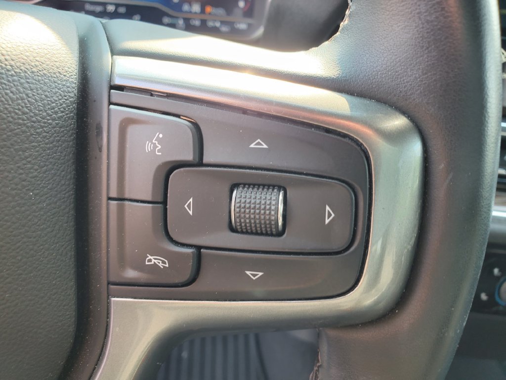 Used 2024 Chevrolet Silverado 1500 LT AWD/4WD image 12