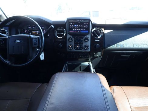 Used 2016 Ford F450 Platinum image 32