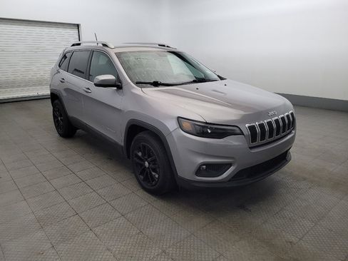 Used 2019 Jeep Cherokee Latitude Plus image 13