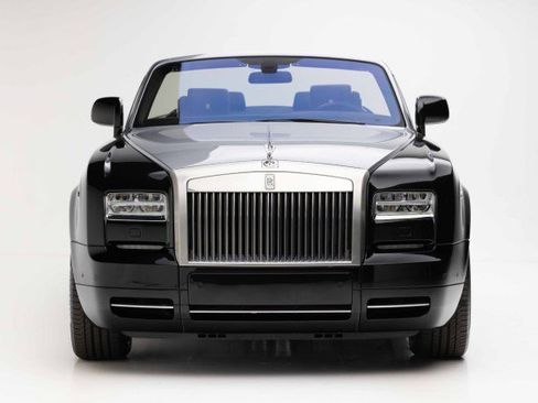 Used 2014 Rolls-Royce Phantom Drophead Coupe RWD image 8