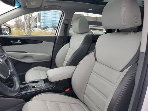 Used 2020 Kia Sorento SX image 15
