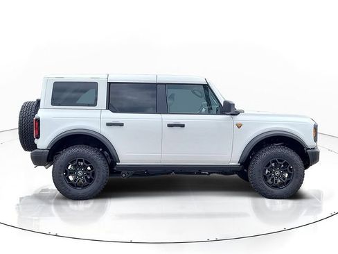 New 2026 Ford Bronco Badlands AWD/4WD image 4