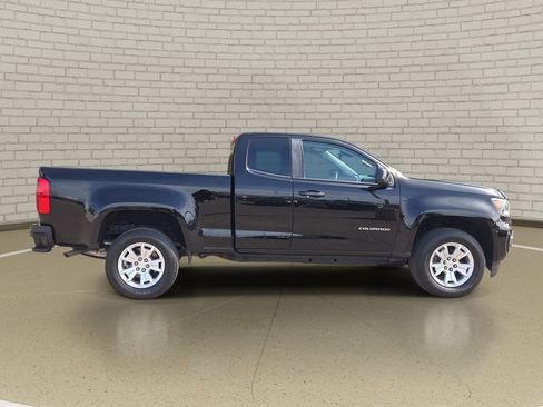 Used 2022 Chevrolet Colorado LT w/ Fleet Safety Package image 4