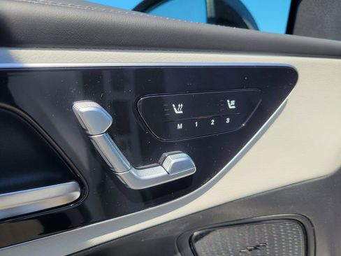New 2026 Mercedes-Benz GLC 300 4MATIC image 16