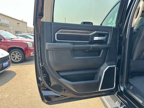 Used 2021 RAM 2500 Laramie AWD/4WD image 31