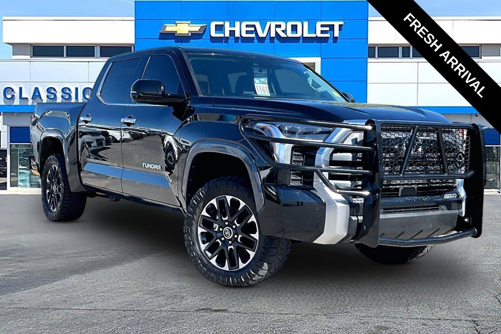 Used 2024 Toyota Tundra Limited w/ Power Package AWD/4WD image 1