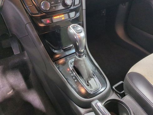 Used 2018 Buick Encore Preferred image 36