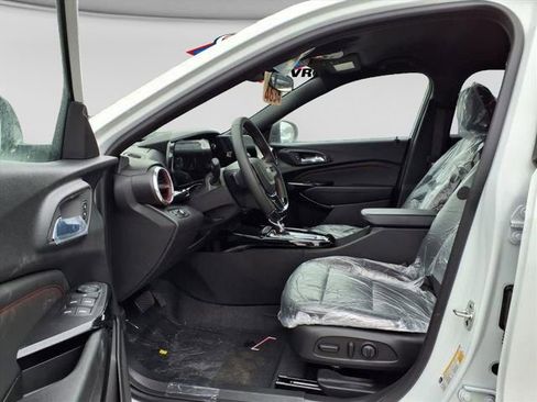 New 2026 Chevrolet Trax RS w/ Driver Confidence Package FWD image 8