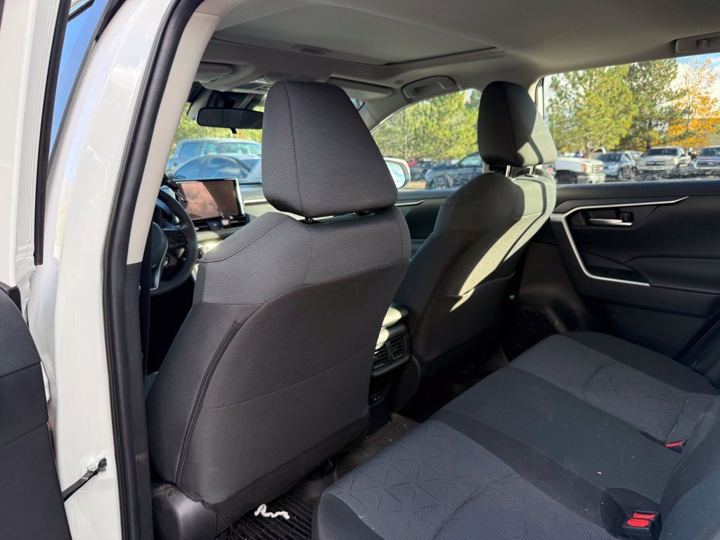 Used 2025 Toyota RAV4 XLE w/ Convenience Package AWD/4WD image 21