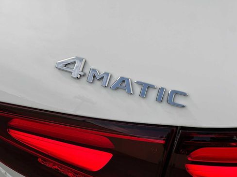 Used 2025 Mercedes-Benz GLA 250 4MATIC image 16