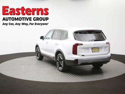 Used 2023 Kia Telluride S FWD image 67