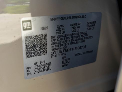 New 2026 GMC Sierra EV Elevation w/ LPO, Elevation Dark Package AWD/4WD image 33