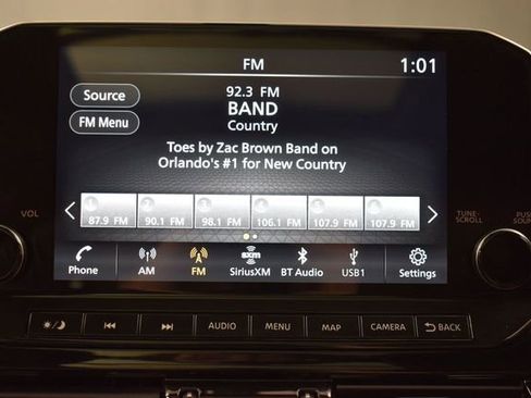 Used 2023 Nissan Pathfinder Platinum AWD/4WD image 19