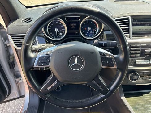Used 2016 Mercedes-Benz GL 450 4MATIC image 16