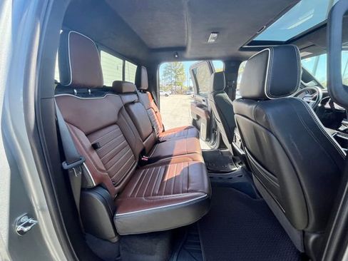 Used 2024 GMC Sierra 2500 Denali Ultimate w/ Max Trailering Package image 13