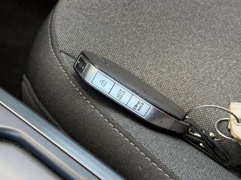 Used 2025 Kia K4 FWD image 22