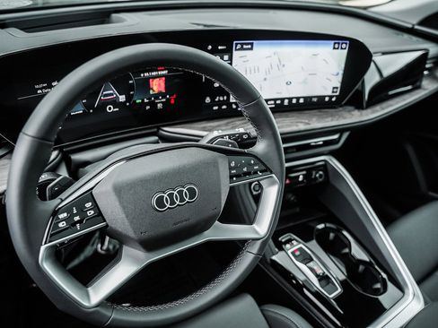 New 2025 Audi Q5 2.0T Premium Plus image 8