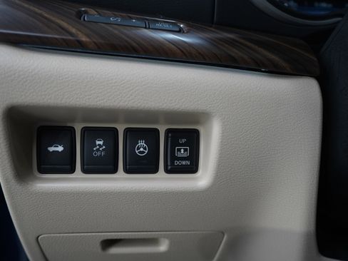 Used 2016 Nissan Maxima Platinum image 24