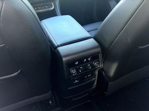 Used 2020 GMC Acadia Denali w/ Technology Package image 25