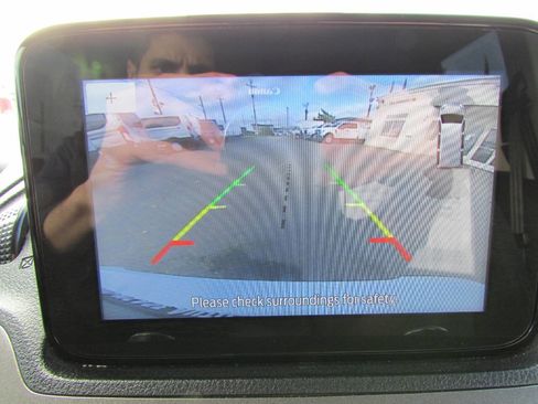 Used 2022 Ford Transit Connect XLT image 19