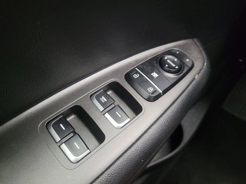 Used 2018 Kia Optima LX w/ 17" Alloy Wheels Package FWD image 27