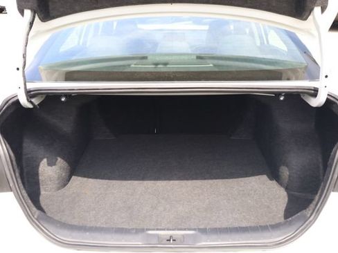 Used 2025 Nissan Altima 2.5 SV AWD/4WD image 28