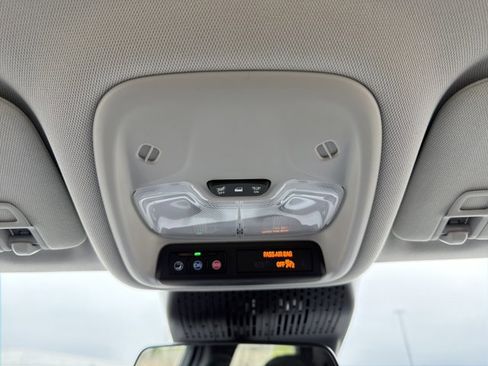 New 2027 Chevrolet Bolt LT w/ Comfort Package FWD image 20