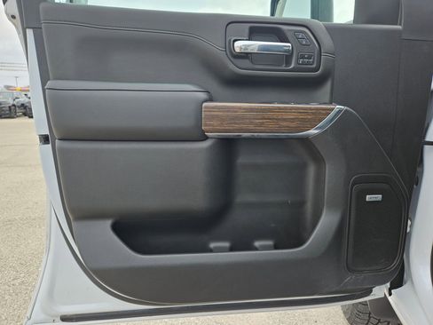 Used 2022 Chevrolet Silverado 3500 High Country w/ Z71 Off-Road Package image 11