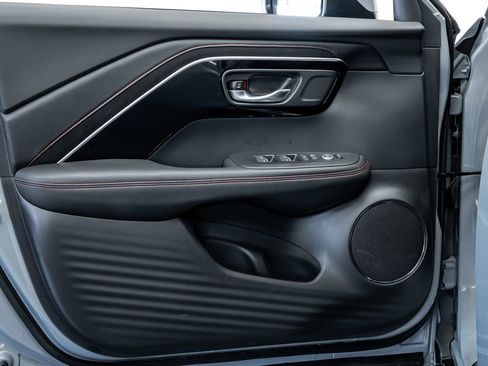 Used 2025 Acura ADX A-Spec image 9