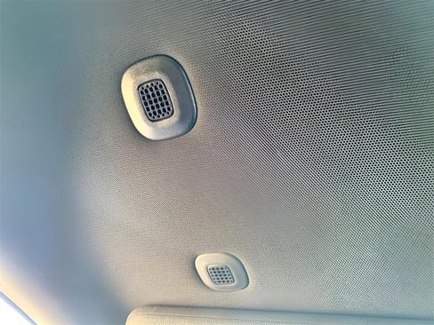 Used 2024 RAM 1500 Laramie image 41