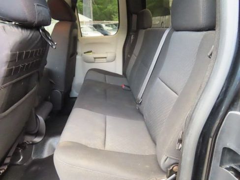 Used 2013 Chevrolet Silverado 1500 W/T AWD/4WD image 15