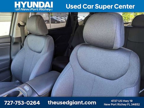 Used 2021 Hyundai Santa Fe SEL w/ Convenience Package FWD image 7