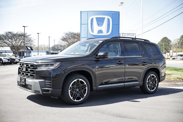 New 2026 Honda Pilot Touring image 4