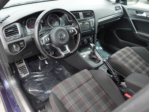 Used 2017 Volkswagen GTI Sport FWD image 11