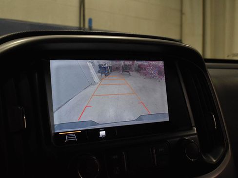 Used 2020 Chevrolet Colorado LT AWD/4WD image 15