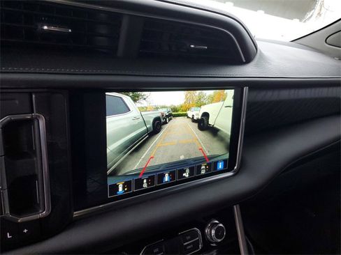 Used 2022 GMC Yukon Denali image 21