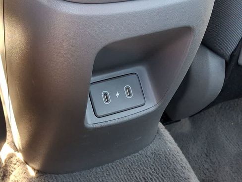 Used 2025 Hyundai Elantra SEL FWD image 26