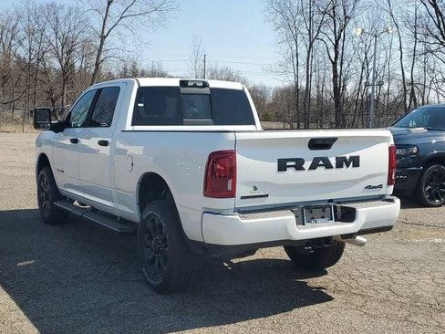 New 2026 RAM 2500 Big Horn AWD/4WD image 3