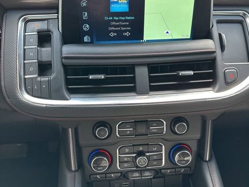 Used 2022 Chevrolet Suburban RST w/ Luxury Package image 13