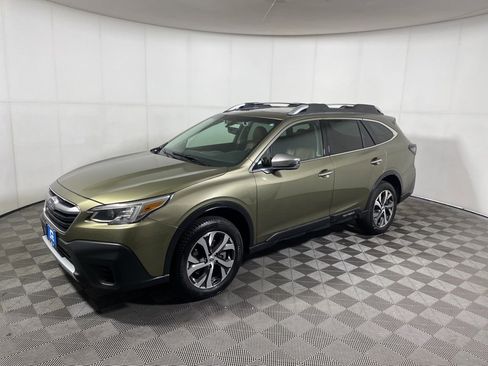 Used 2022 Subaru Outback Touring XT image 4
