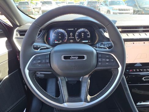 New 2026 Jeep Grand Cherokee Limited image 16