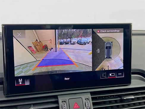 Used 2023 Audi Q5 2.0T Premium Plus w/ Premium Plus Package image 16