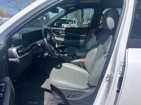 Used 2023 Kia Telluride EX X-Line image 23