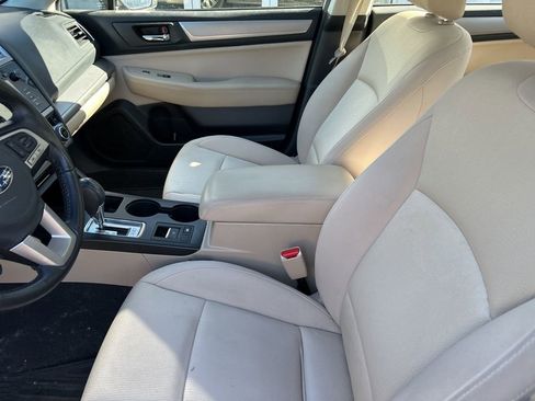 Used 2016 Subaru Legacy 2.5i Premium AWD/4WD image 10