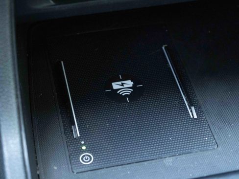 Used 2023 Honda Pilot Touring image 29